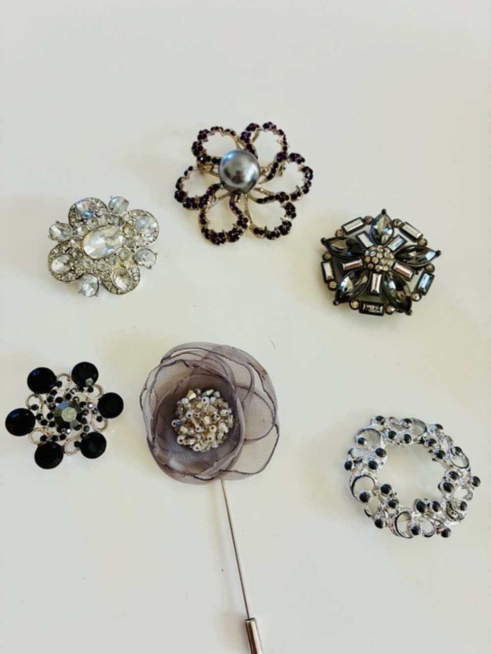 Elegant Gray Fabric Flower Stick Pin Brooch with Pearl and Beaded Center